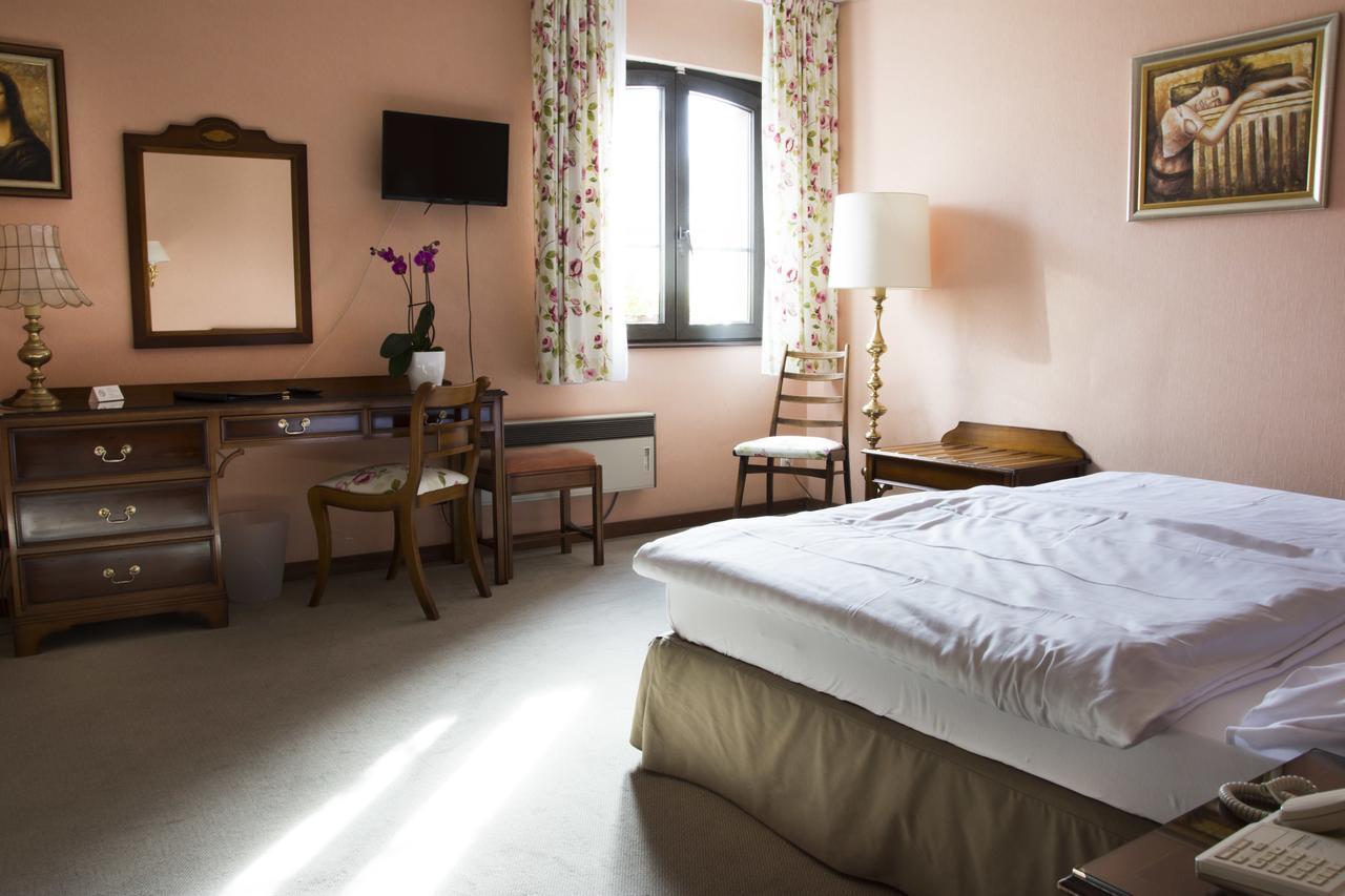 Hostellerie Saint Florent Oberhaslach エクステリア 写真