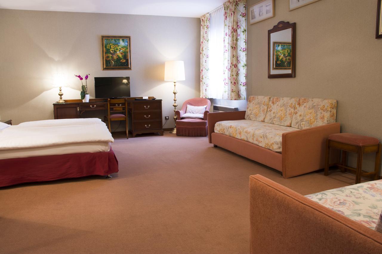Hostellerie Saint Florent Oberhaslach エクステリア 写真